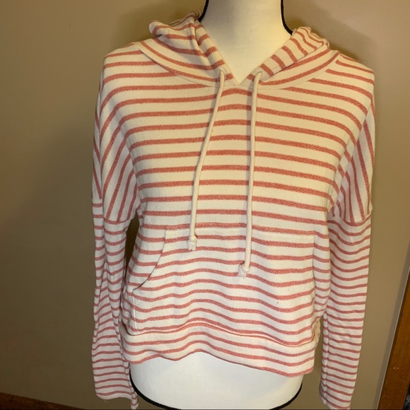 Forever 21 cropped hoodie. Worn once - Picture 1 of 2
